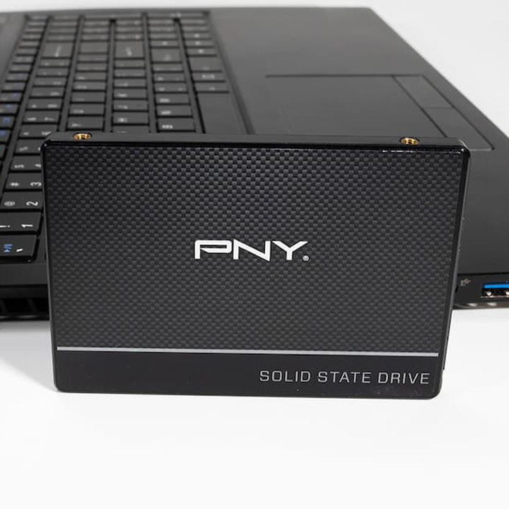 Ổ CỨNG SSD ADATA SU650 256GB 2.5″ Sata III