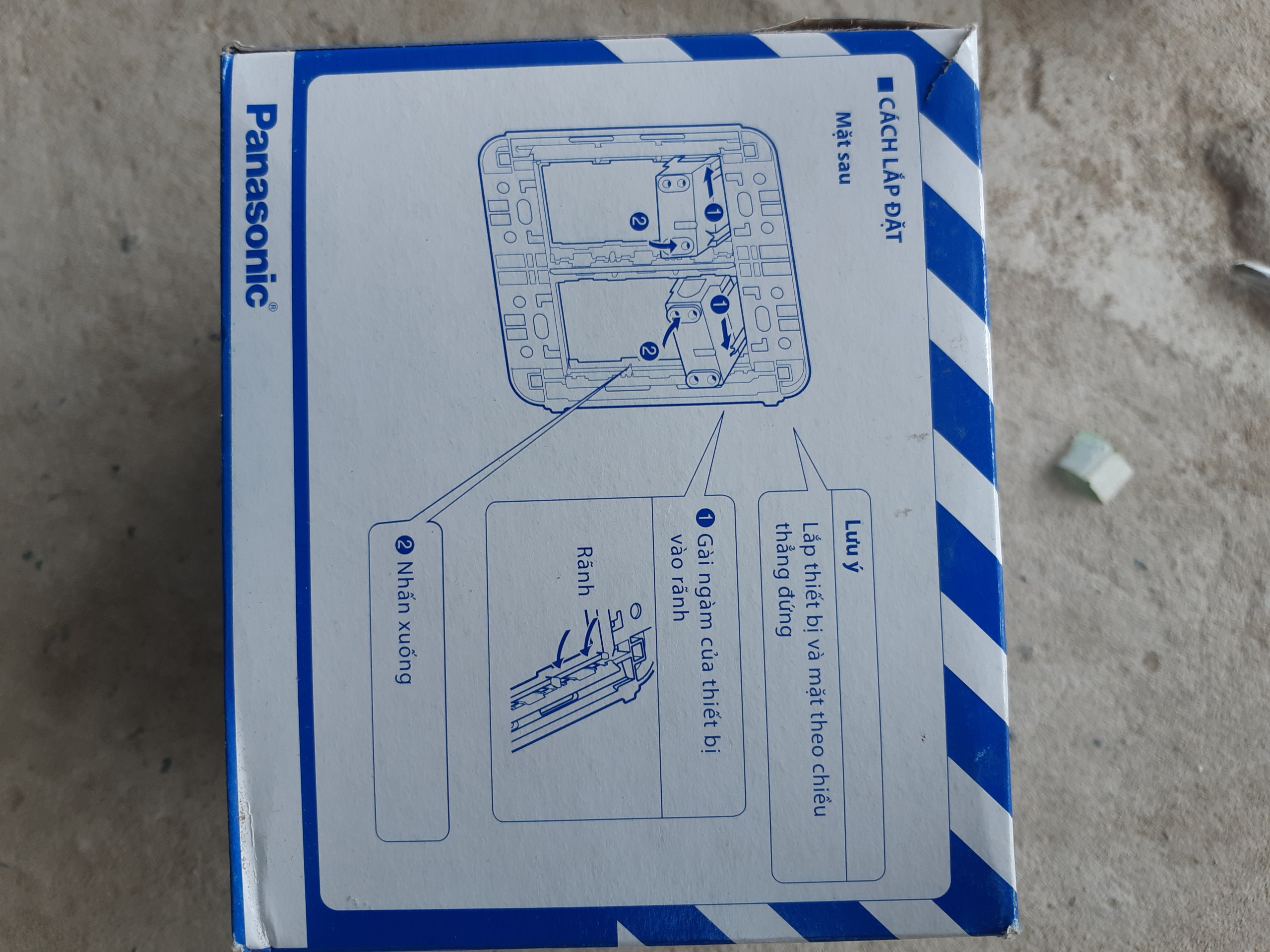 Mặt 6 thiết bị PANASONIC WZV 7846W
