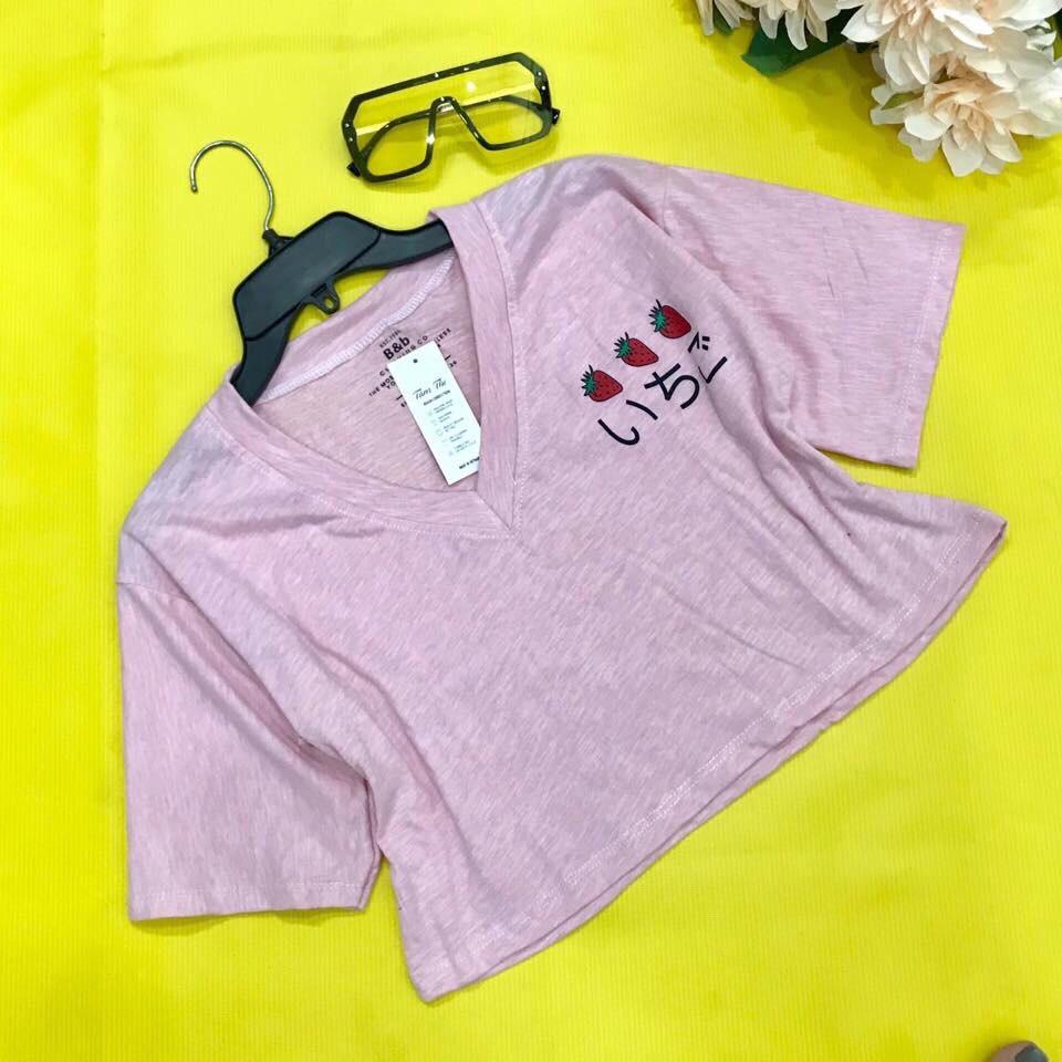 Áo Thun Lụa Cổ Tim Form Croptop In Hình Trán Dâu Cá Tính TTS0494