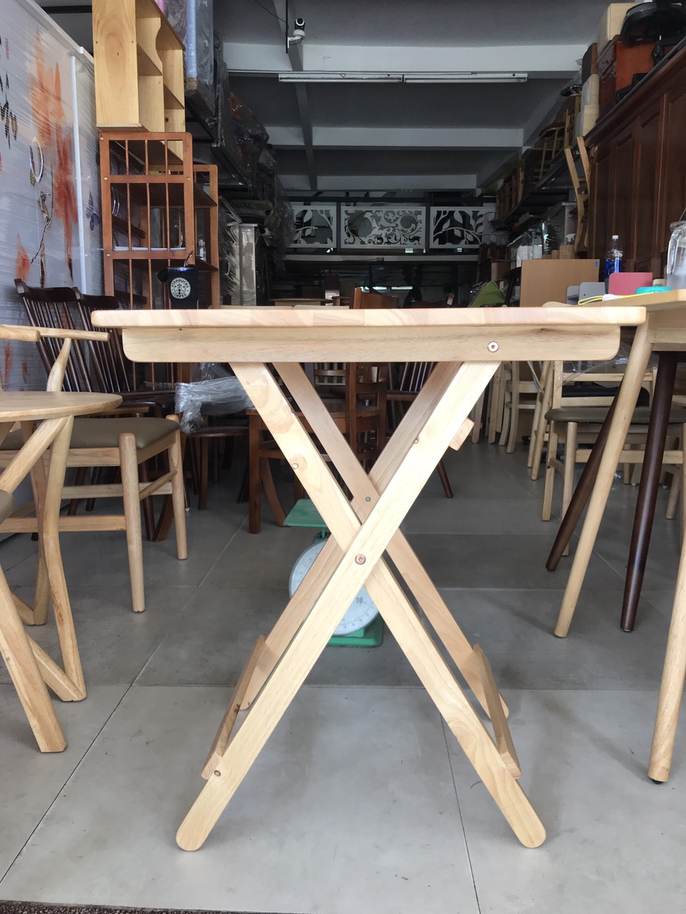 Bàn vuông xếp gọn 60x60cm cao 75cm