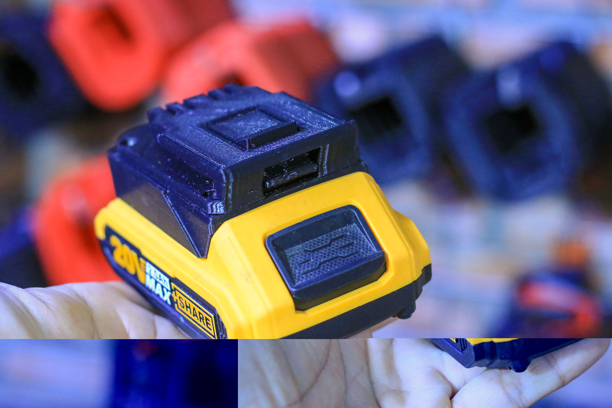 Ngàm chuyển pin Ingco - Total maxshare dùng cho máy dewalt 20v