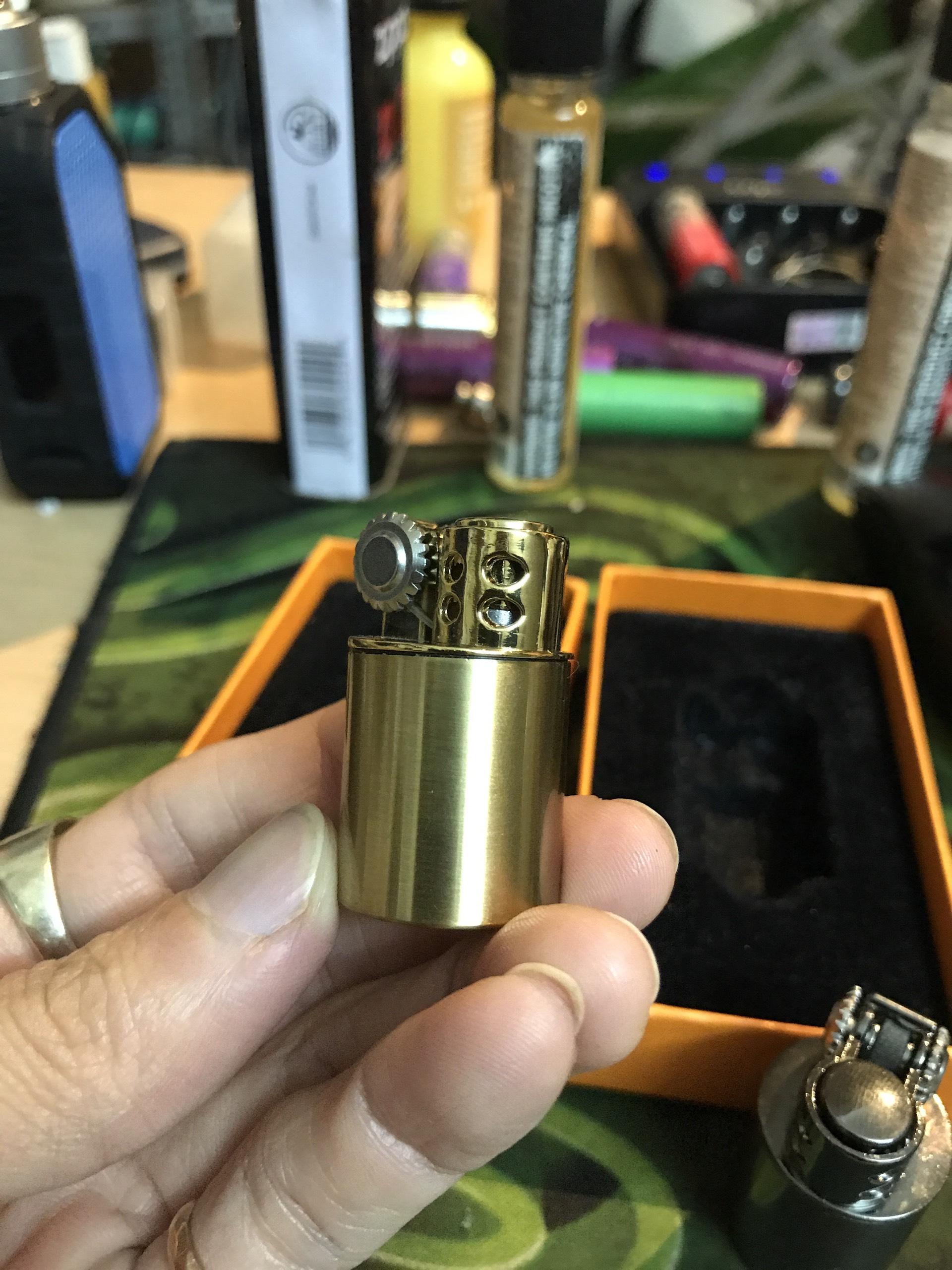 [HCM]Bật Lửa Đá Xăng Brass Kerosene Light - Size Mini 4cm