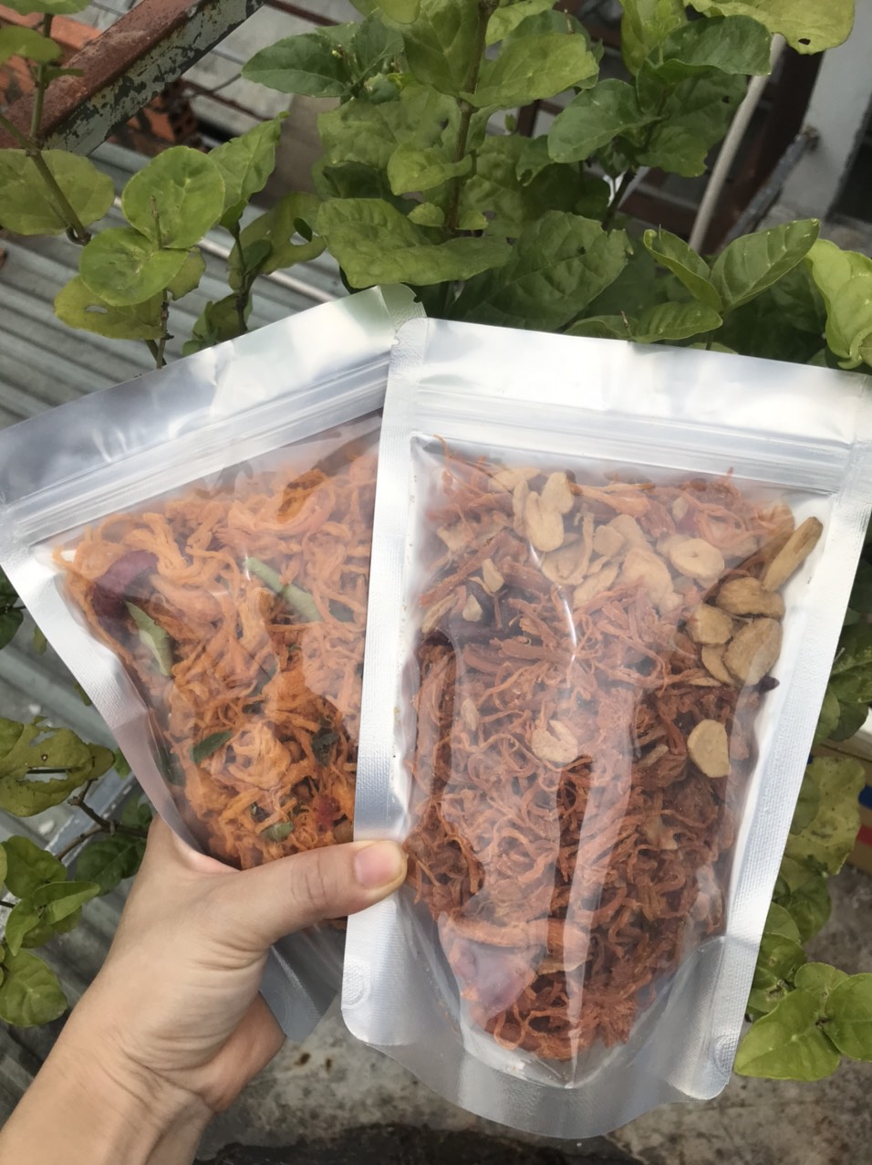 COMBO KHÔ GÀ  2 VỊ _ MỖI GÓI200GR