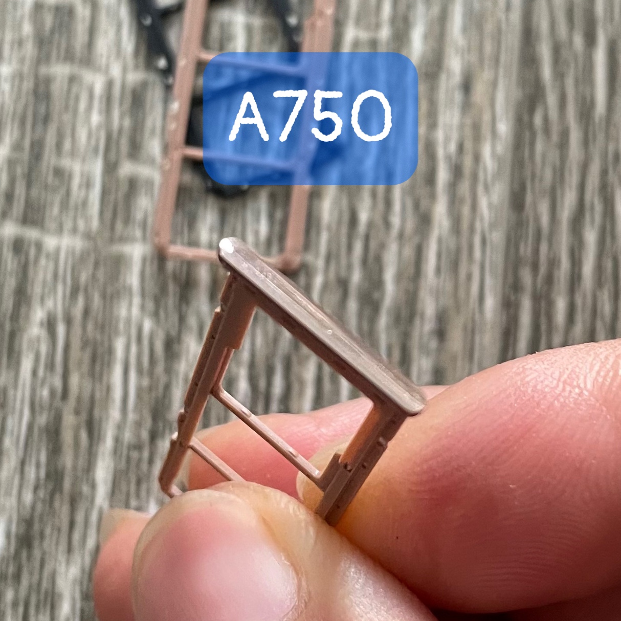khay sim samsung A750 / A7 2018