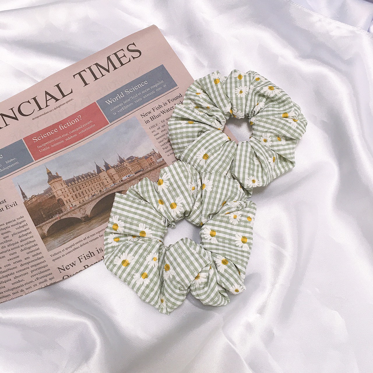 [HCM]CỘT TÓC SCRUNCHIES CARO CÚC VÂN KIM TUYẾN - CỘT TÓC HOTTREND