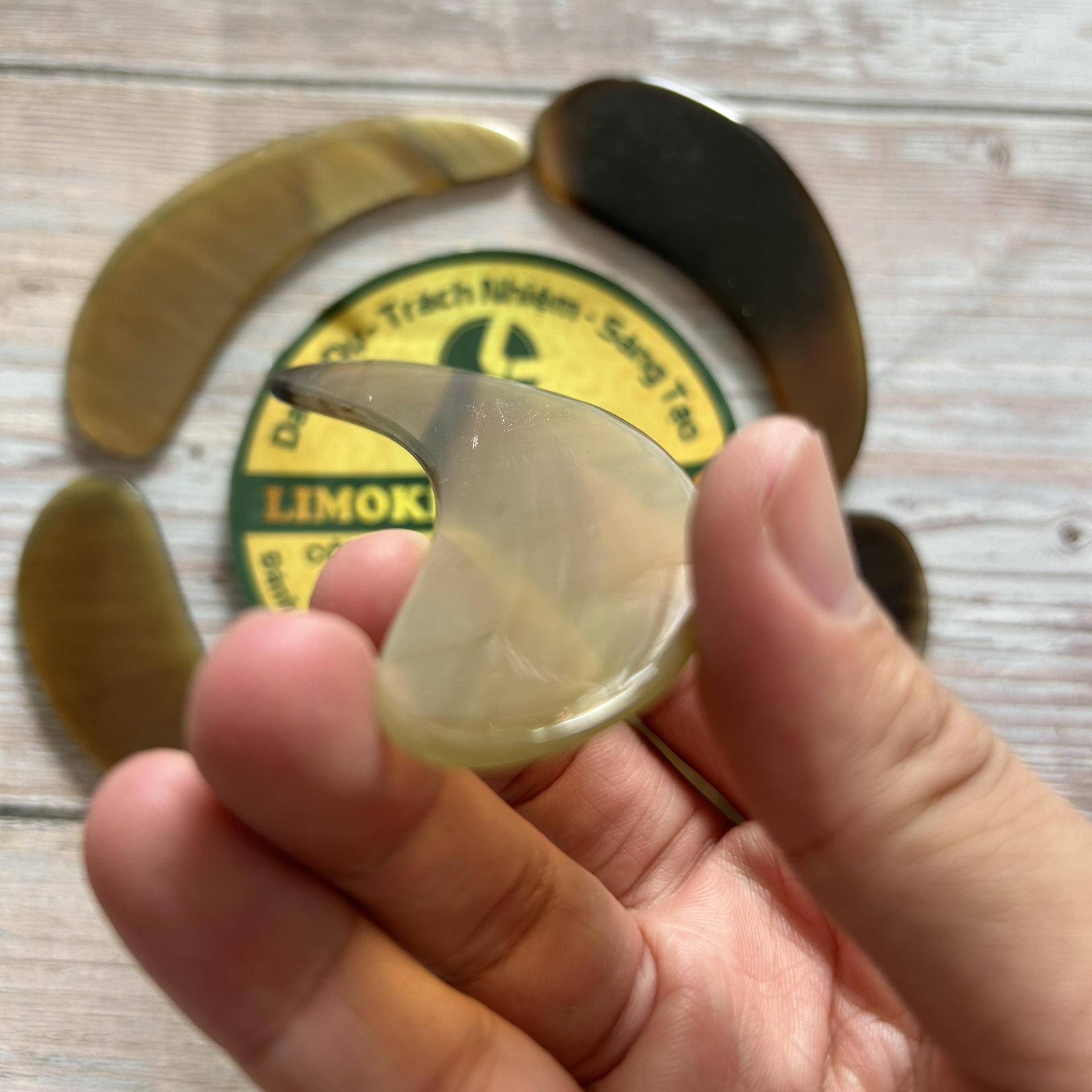 [HCM]Thanh Cạo Gió Bằng Sừng Trâu