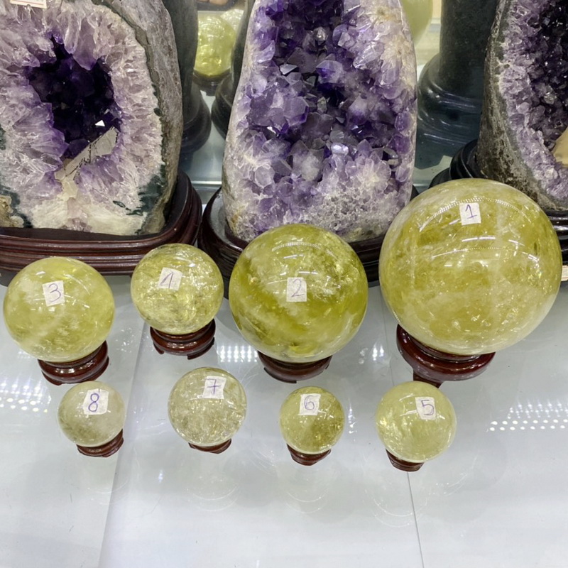 Quả cầu thạch anh vàng phong thủy, đá thạch anh