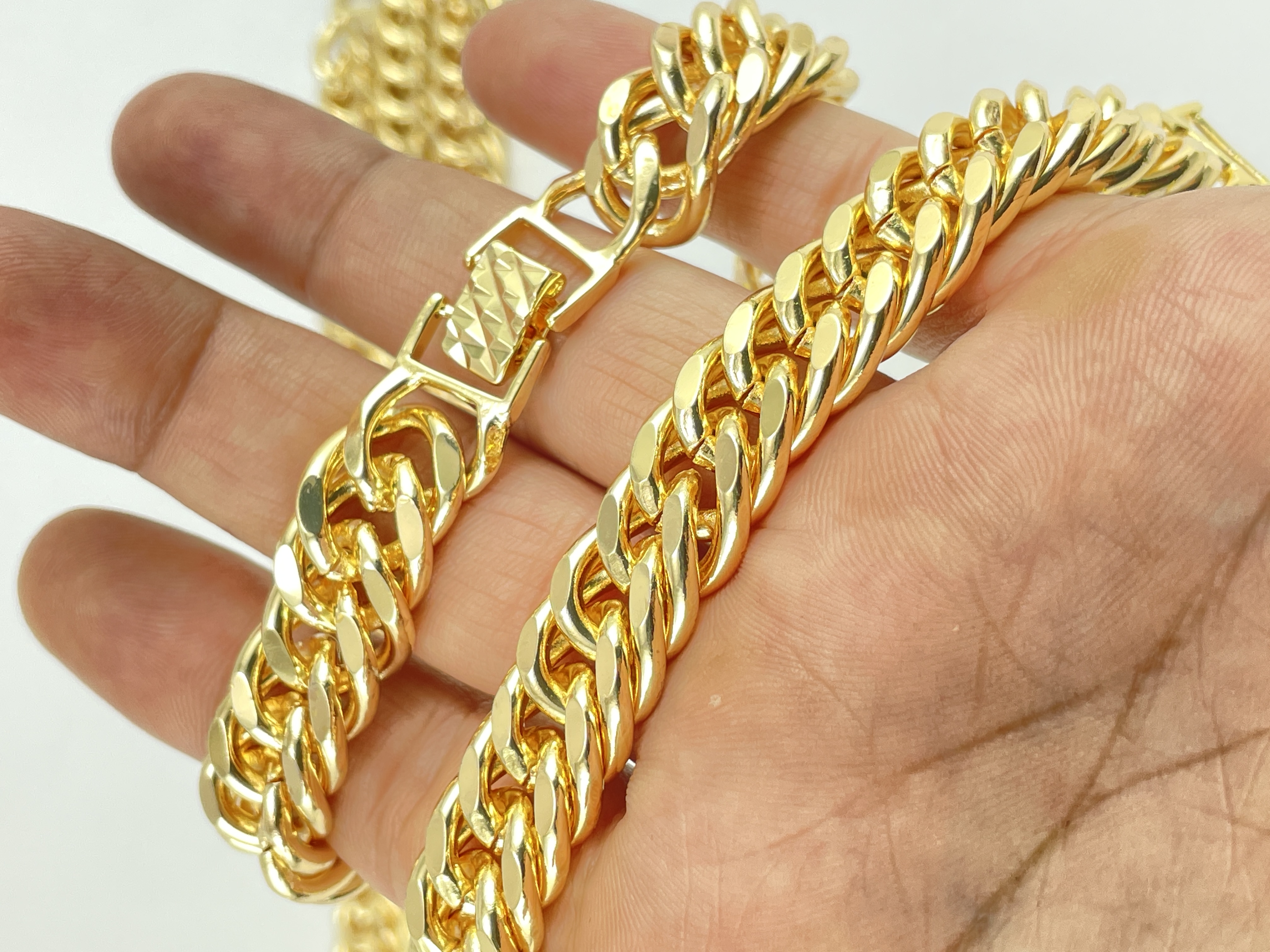 LẮC TAY NAM NỮ MẠ VÀNG 18K CAO CẤP