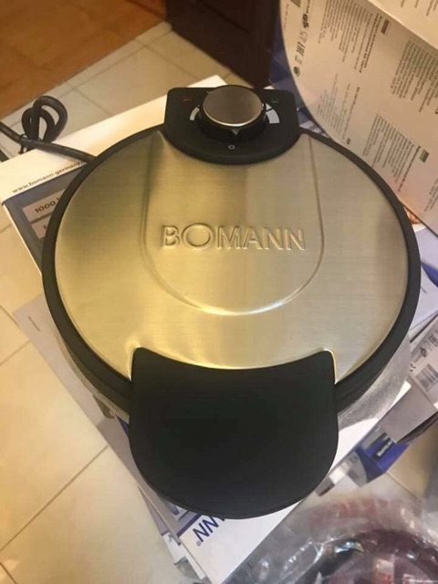 Máy nướng bánh Waffle Bomann