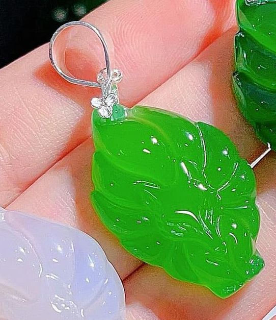 Mặt hồ ly chúa móc bạc, mặt hồ ly chúa mẫu mới