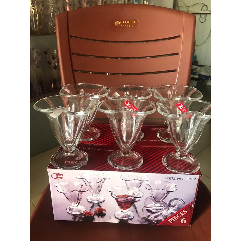 Ly Kem Thủy Tinh Dáng Tuylip Cao Cấp