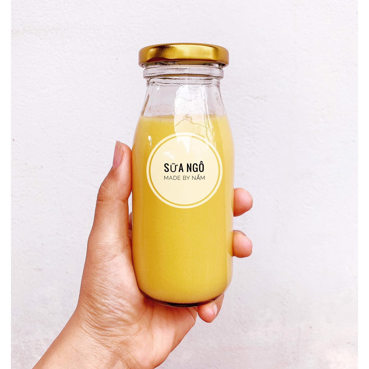 Combo 8 chai thủy tinh đựng sữa hạt, nước trái cây_250ml nắp vàng