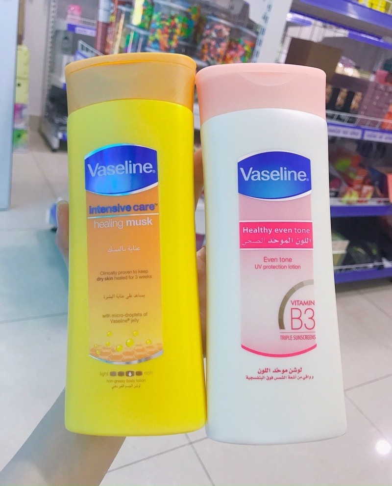 [Tặng Free 20K Ship + Quà Tặng]Dưỡng Thể Trắng Da Body Vaseline Mềm Mịn Trắng Nhanh 7 Ngày 400Ml - Chính Hãng Dubai