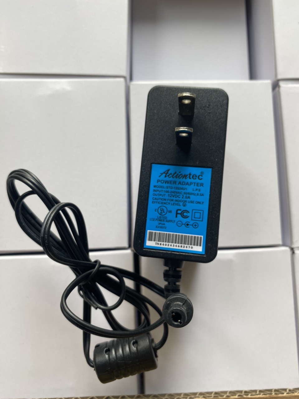 Nguồn ACTIONTEC 12V-2A  Chuyen Camera