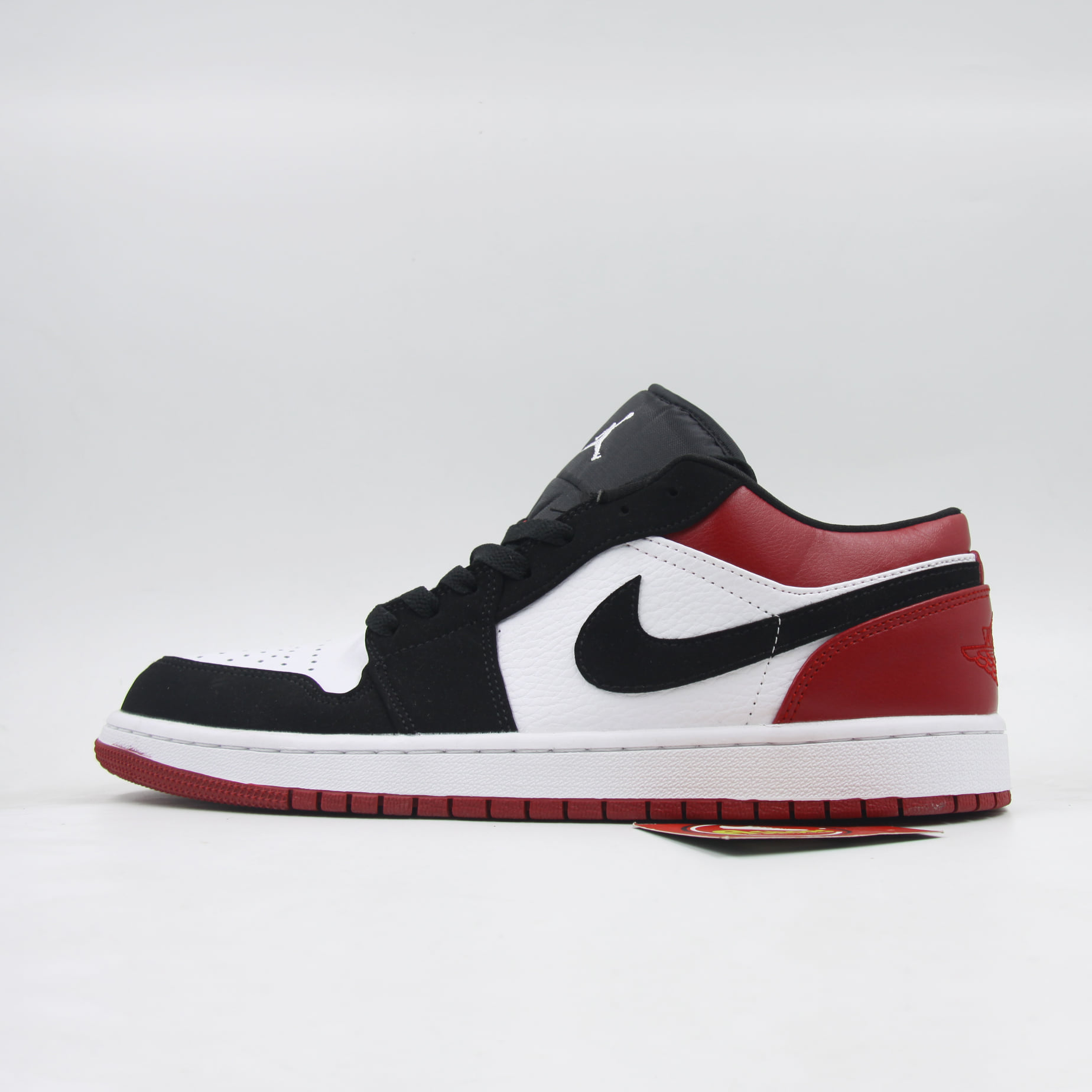 GIÀY JORDAN1 CỎ THẤP ĐỎ TRẮNG