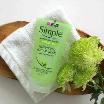 Sữa Rửa Mặt Simple