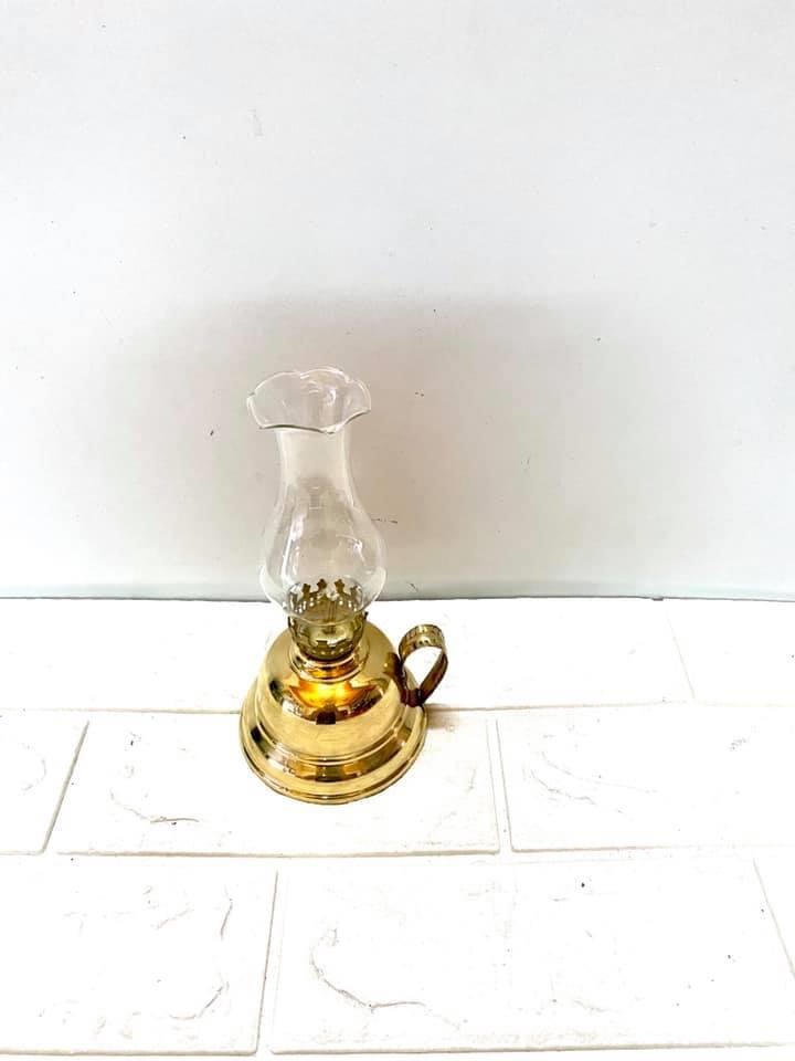 ĐÈN DẦU CỠ VÒNG ĐẾ CHẤT LIỆU BẰNG ĐỒNG