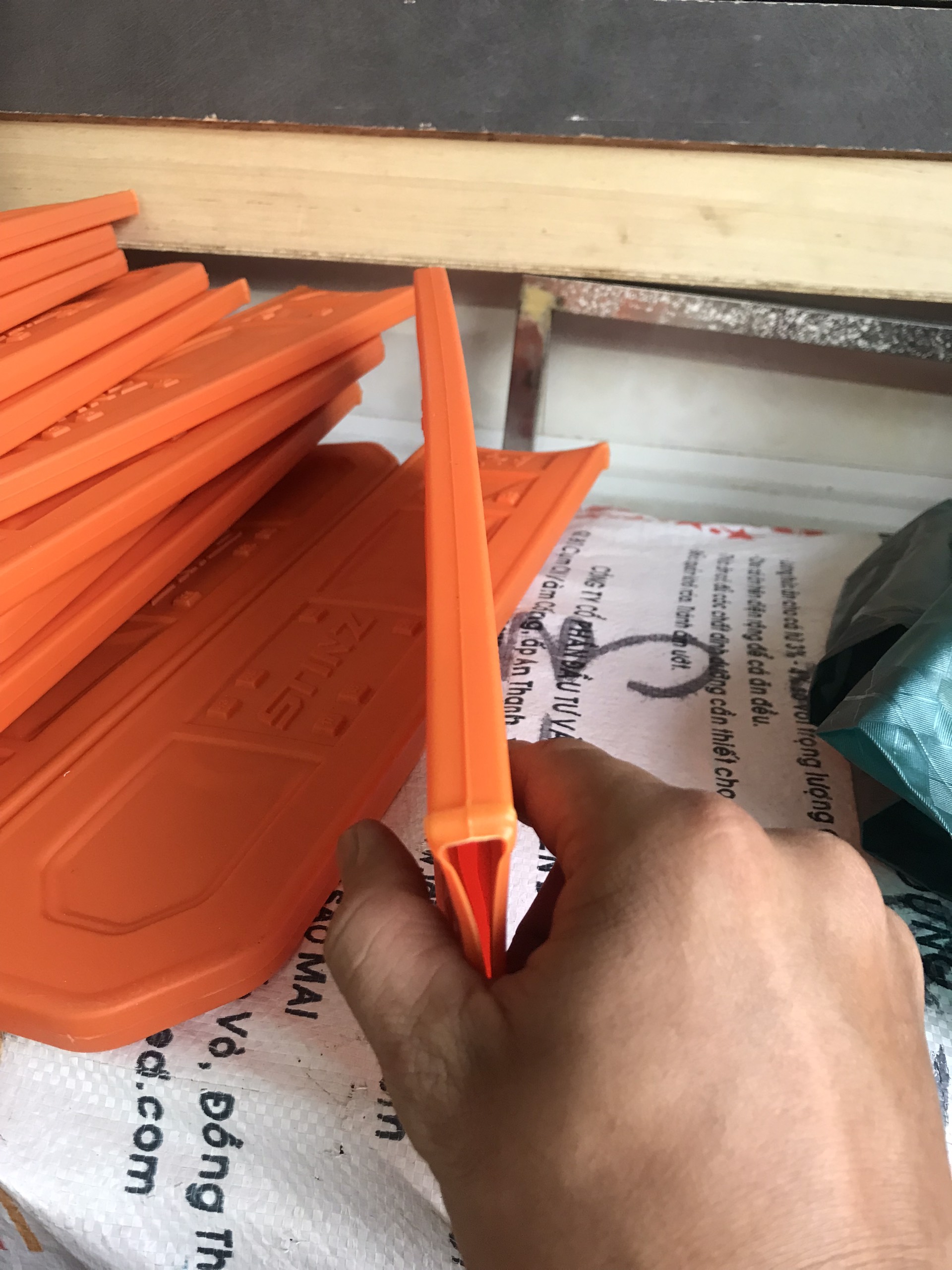 Vỏ bao Lam cưa xích 16 inches” ( Lam 4 tấc)