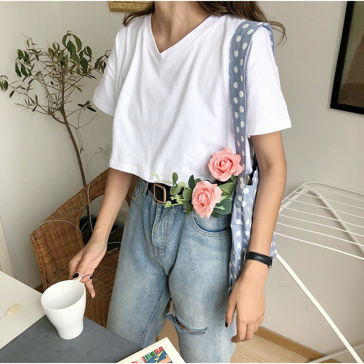 Áo croptop cổ tim