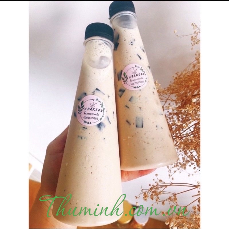 Chai nhựa tam giác 330ml kèm nắp