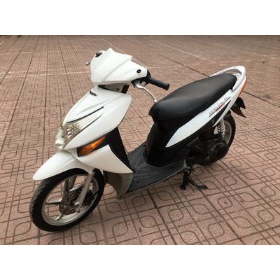 A Nạ lớn mặt dựng ốp chóa đèn pha trước Click 110 2009 2010