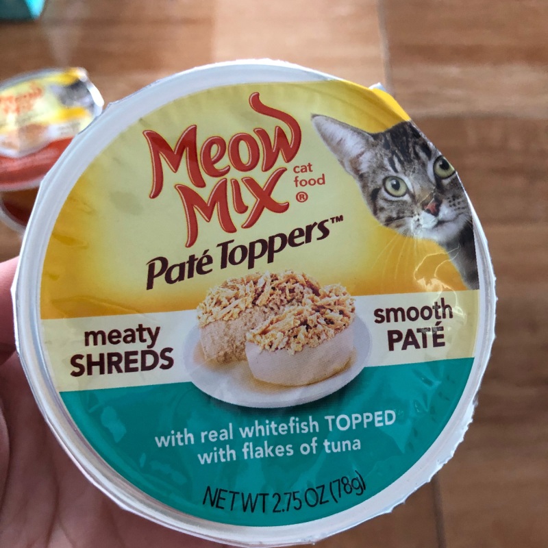 Meow mix Paté Toppers Whitefish & Tuna