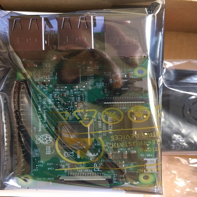 Combo máy Tính Raspberry Pi 3 Model B+ Made In UK
