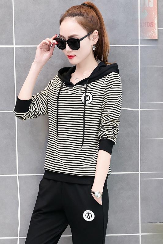 [HCM]Set đồ thể thao nữ set đồ kẻ nữ SET017