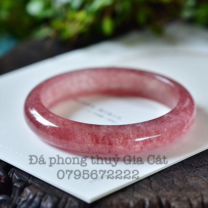 Vòng tay thạch anh dâu tây đỏ 7a vip dày đẹp Đá phong thuỷ Gia Cát