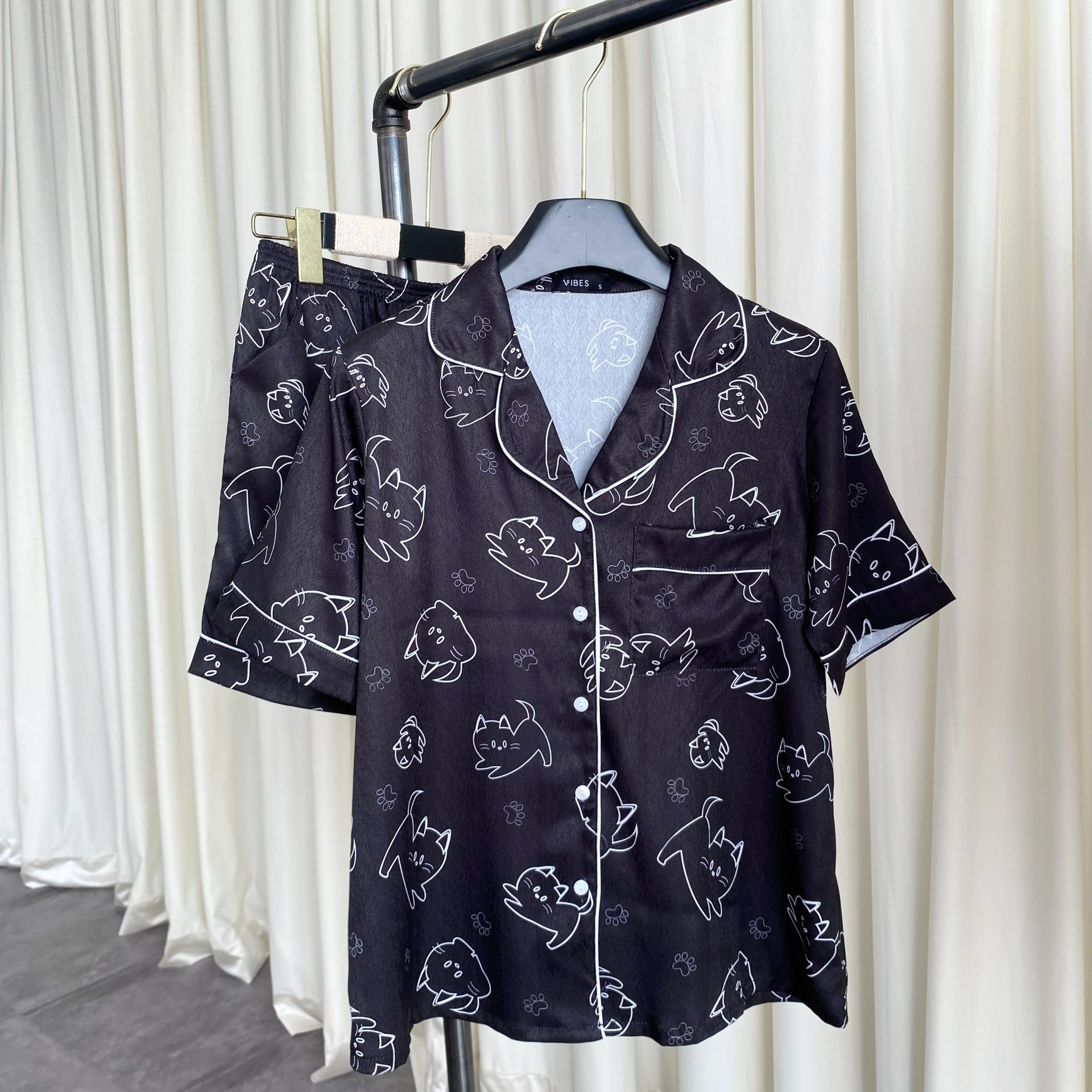 VIBES Pijama ngắn Lụa xước Mimi Py Set