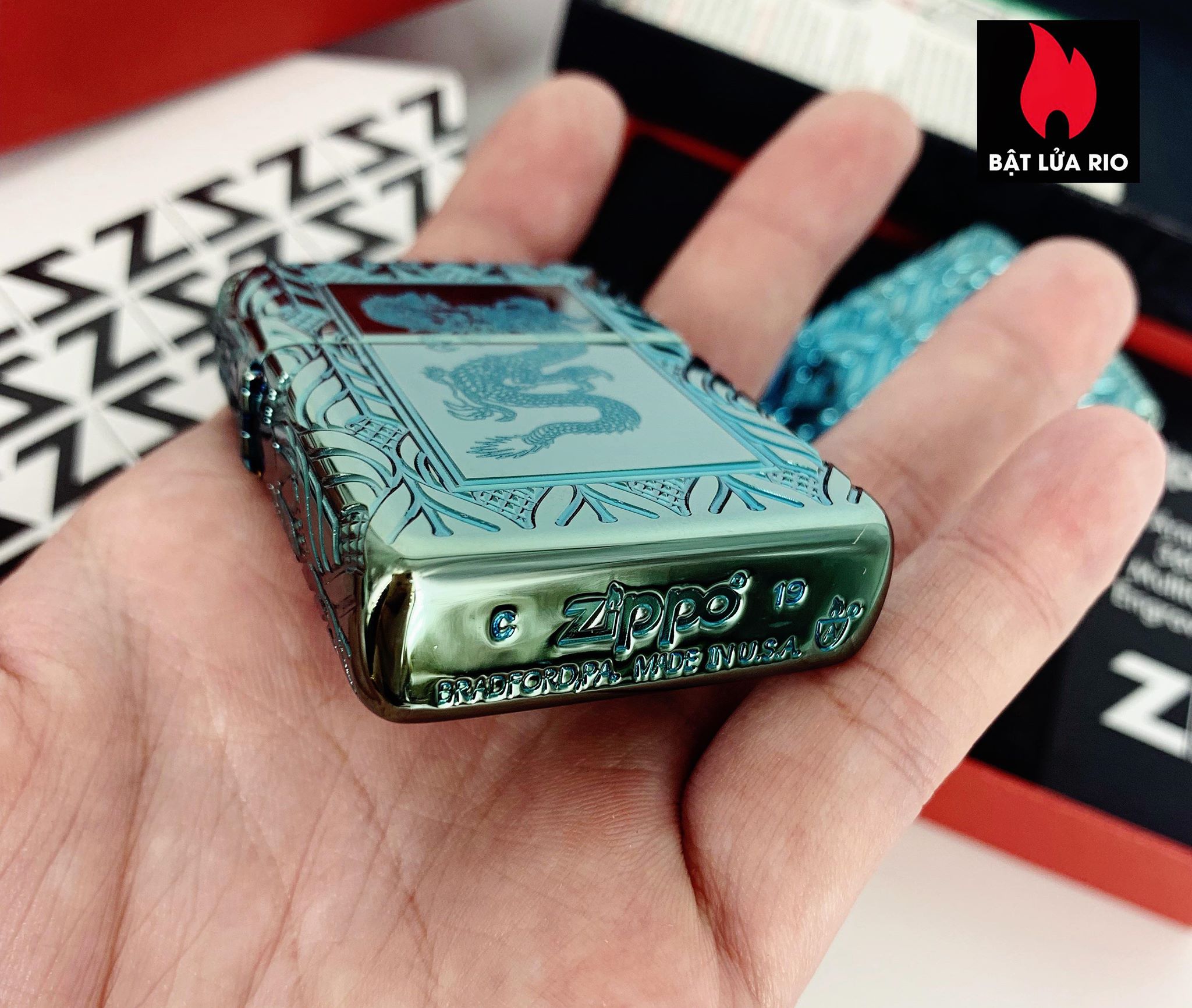 Bật lửa Zippo 49054 – Zippo Armor® High Polish Green Elegant Dragon