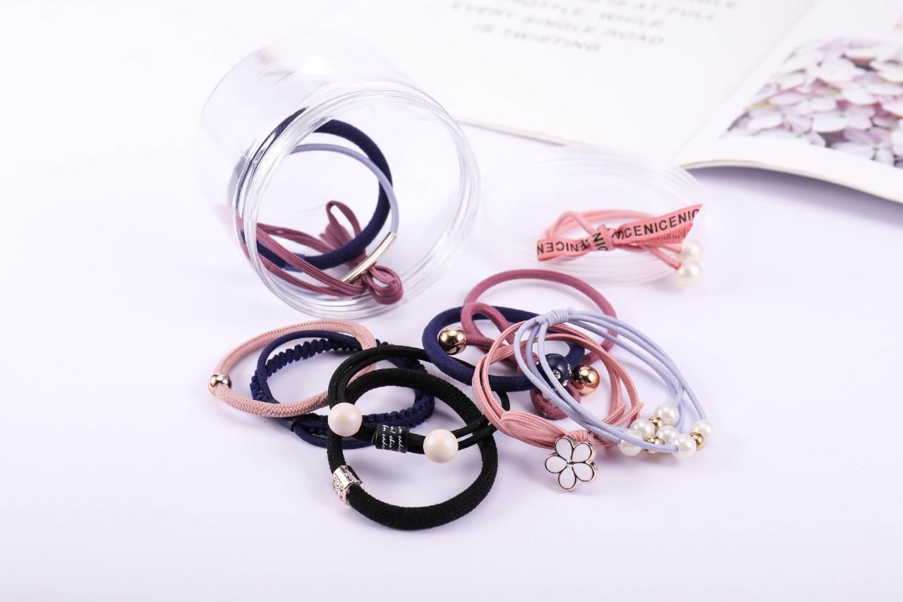 Combo 2 hộp dây cột tóc Hàn Quốc + 2 lược đuôi nhọn