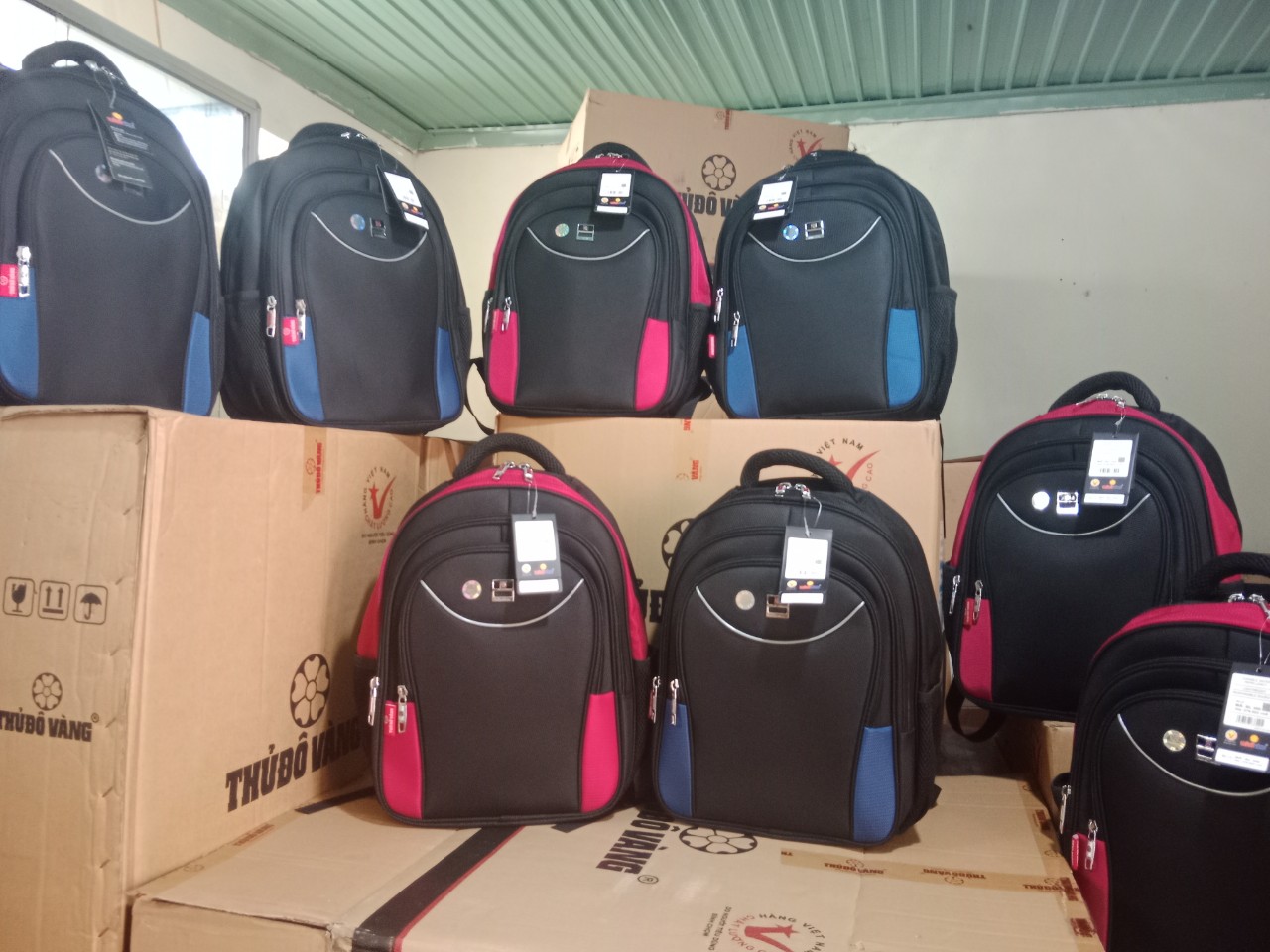 Ba Lô Cỡ Nhỏ Thủ Đô Vàng (Mã SP: BL300/BL400)