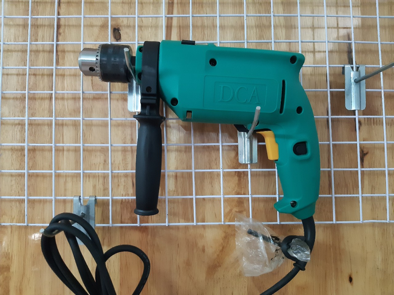 máy khoan tường , bê tông DCA model AZJ02-13