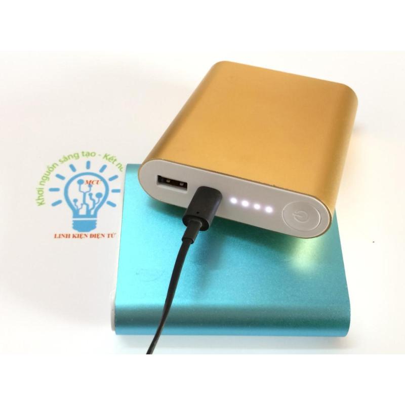 Giá Box Sạc Dự Phòng 4 Cell 2A 18650 Xiaomi Vỏ Nhôm Cao Cấp Tặng cáp sạc zin cao cấp ( Không gồm pin) - Màu Sắc tự chọn