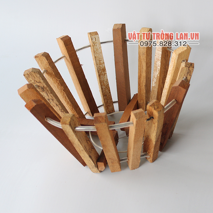 Chậu gỗ trồng Lan thanh vuông phi 20cm