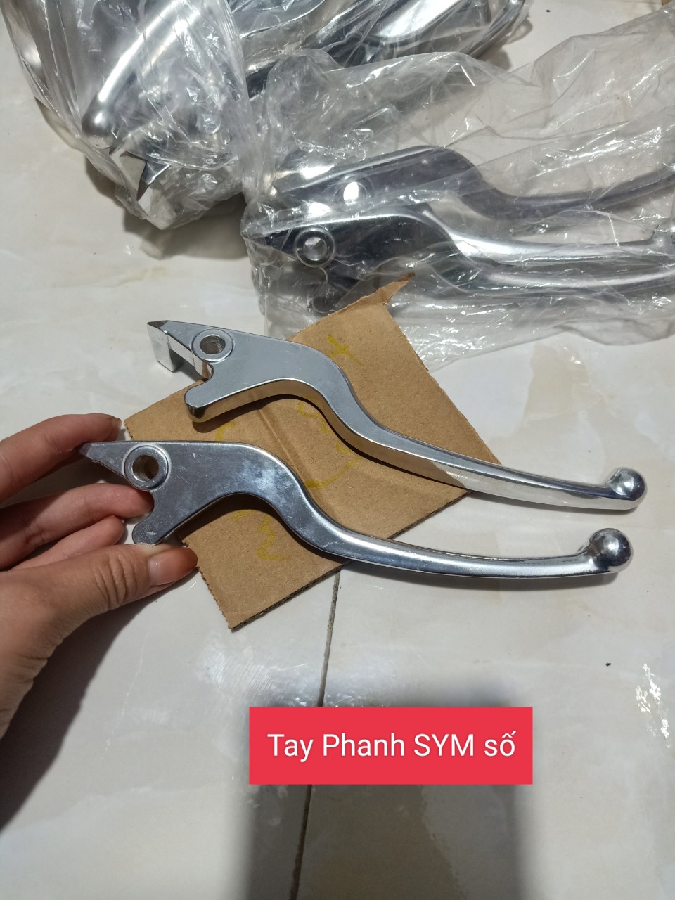 Tay thắng ( tay phanh) xe máy SYM xe số Thùy Linh Tools
