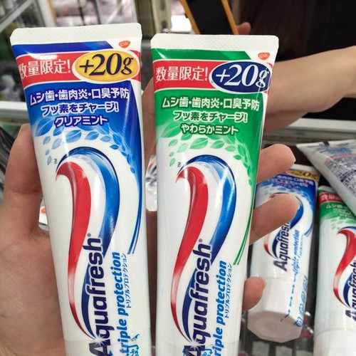 Kem đánh răng Aquafresh Nhật Bản 140g