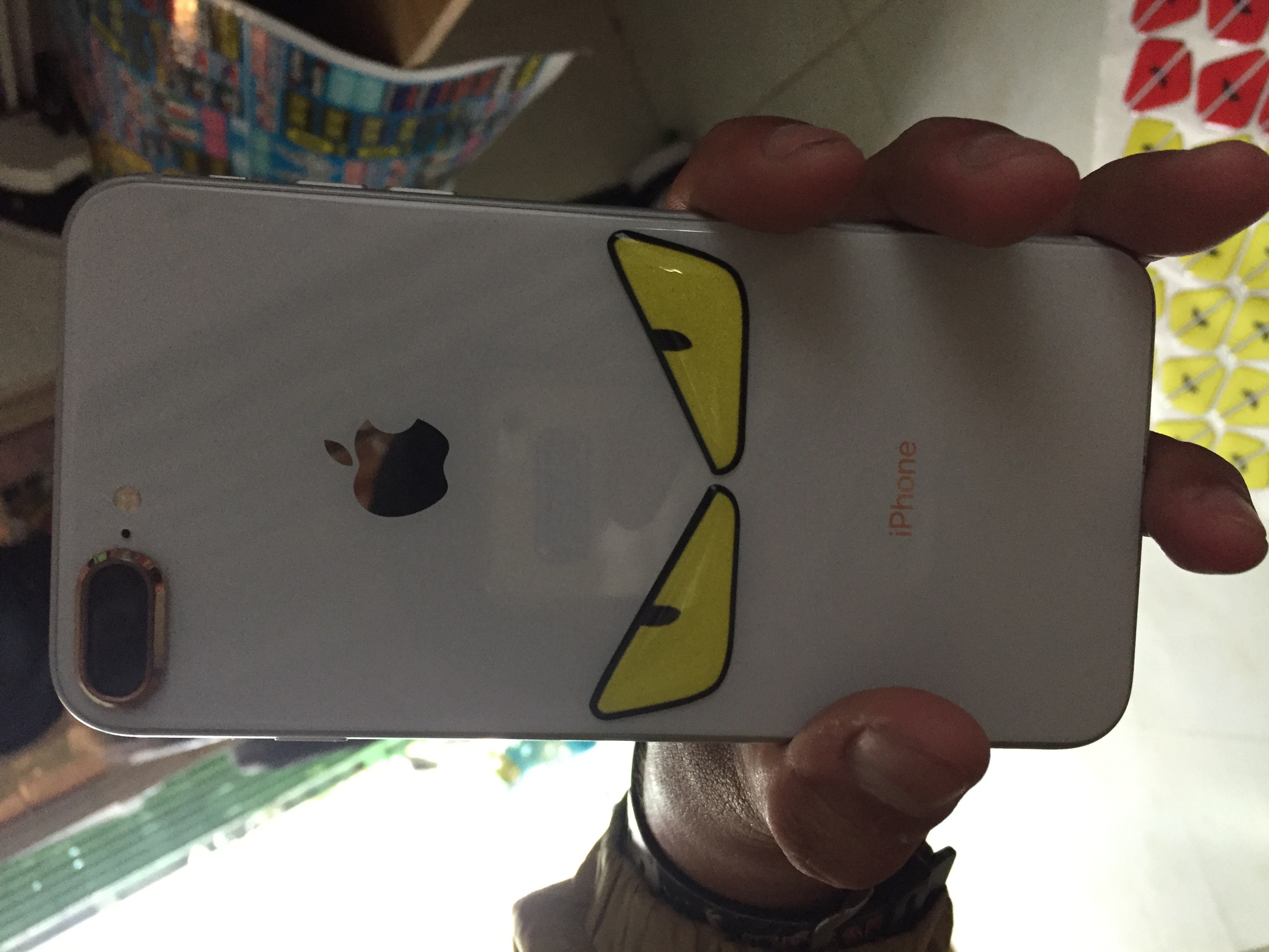 logo sticker mắt fendi phản quang keo nổi