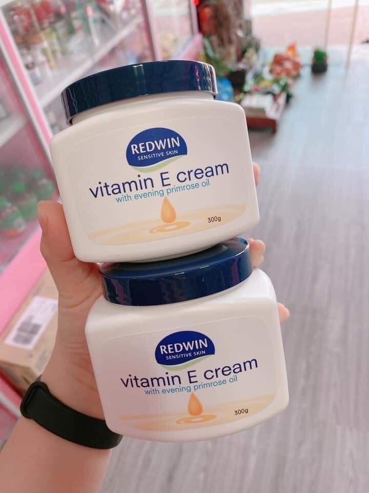 Kem dưỡng đa vitamin E Redwin Úc 300g
