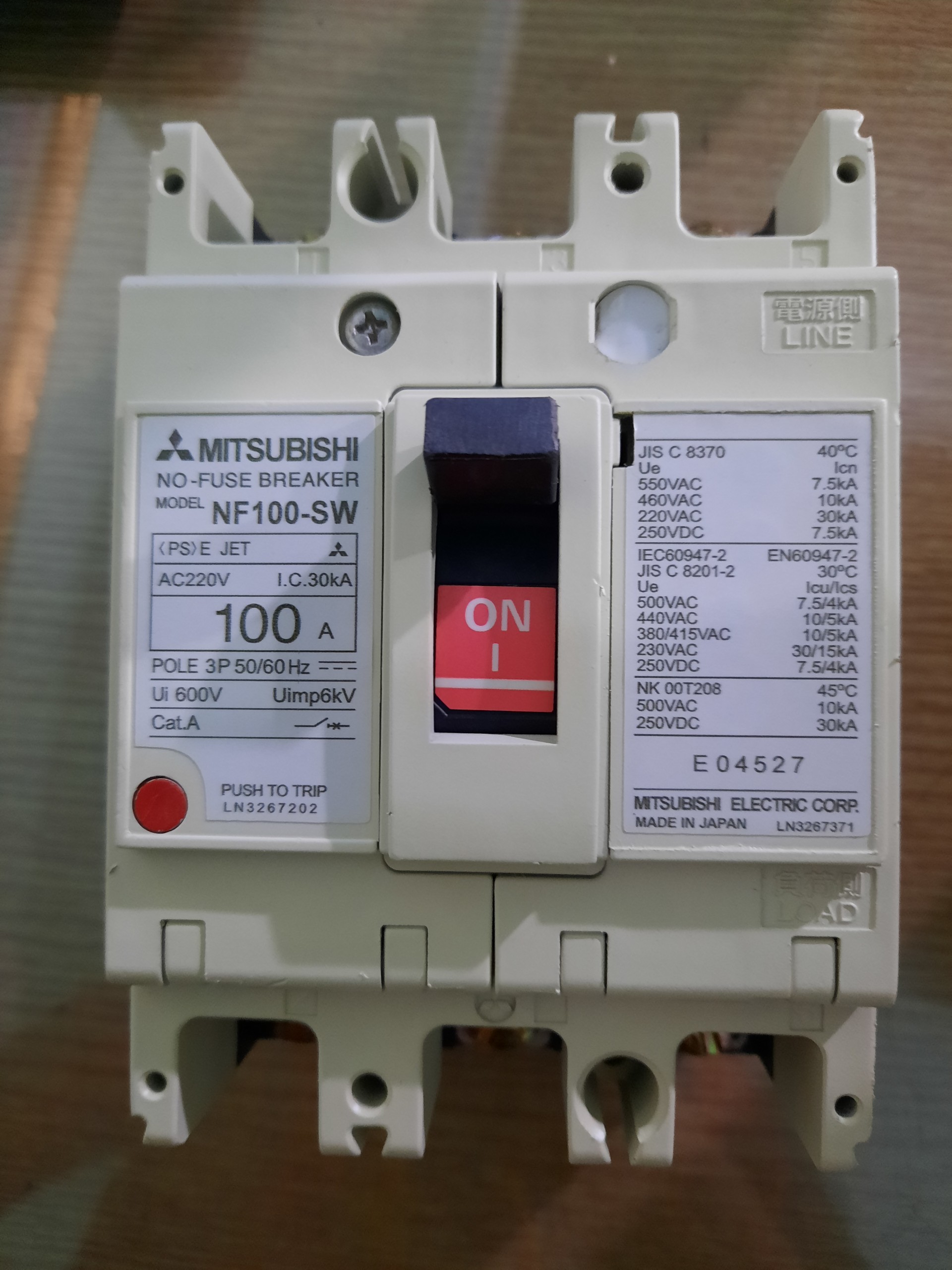MCCB (APTOMAT) MITSUBISHI 150A 175A 200A MỚI NF250 NCV CHUẨN XUẤT NHẬT