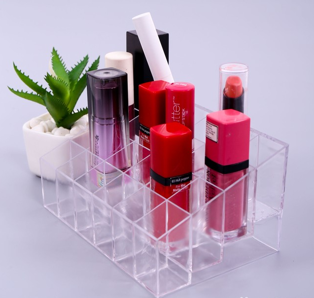 KHAY ĐỰNG SON 24 Ô TRONG SUỐT