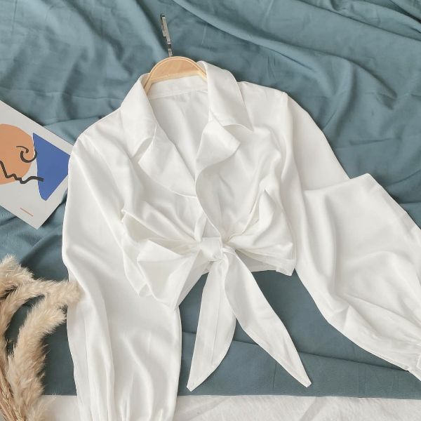 áo croptop trắng cột nơ tay dài