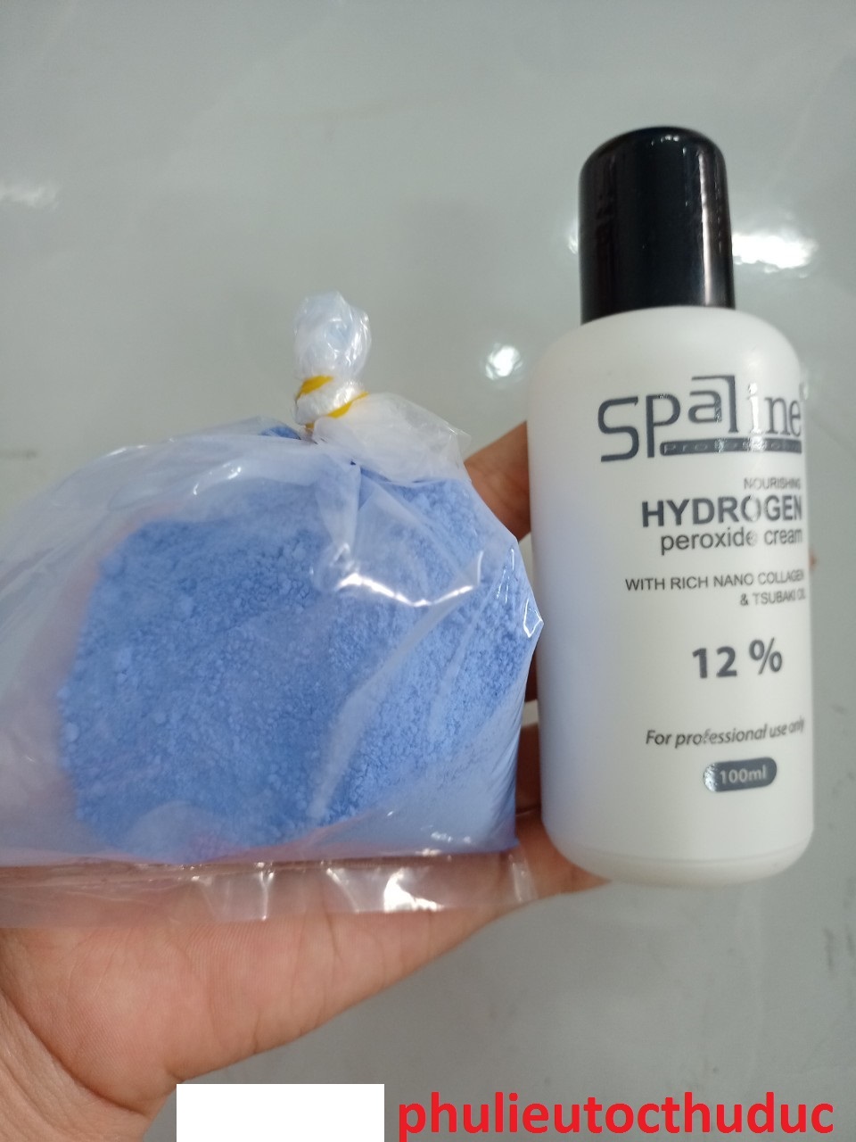 100gram bột tẩy tóc xanh loại tốt kèm theo 100ml oxi và bao tay - phulieutocthuduc