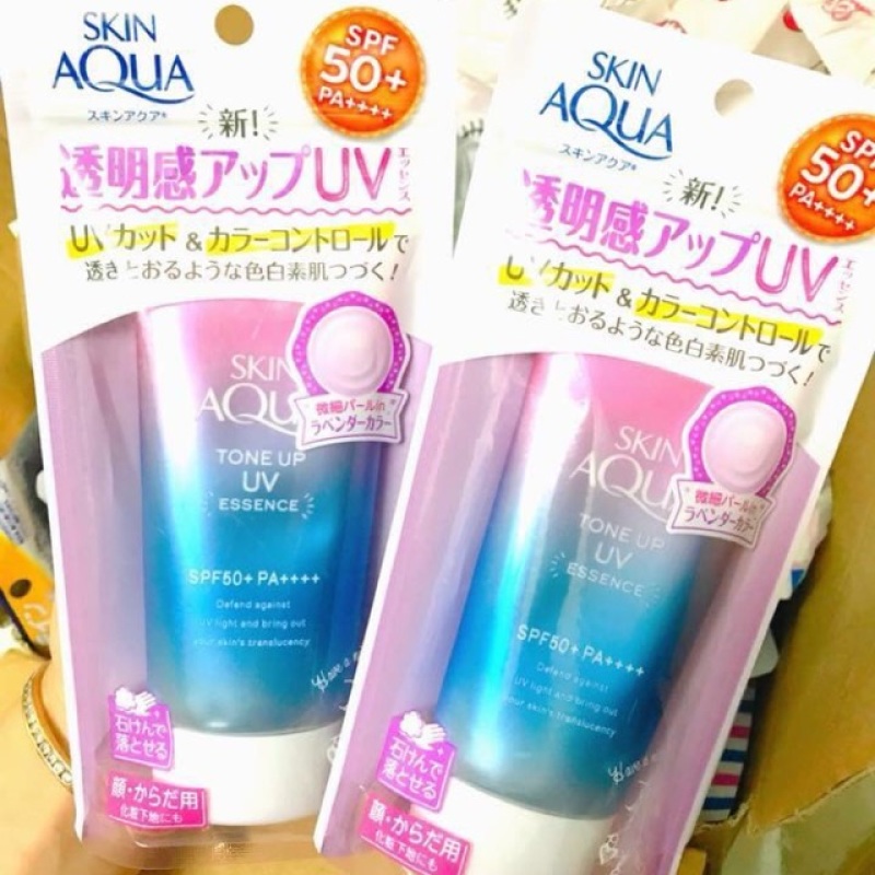Kem chống nắng Skin Aqua Tone Up UV Essence SPF 50+ PA++++