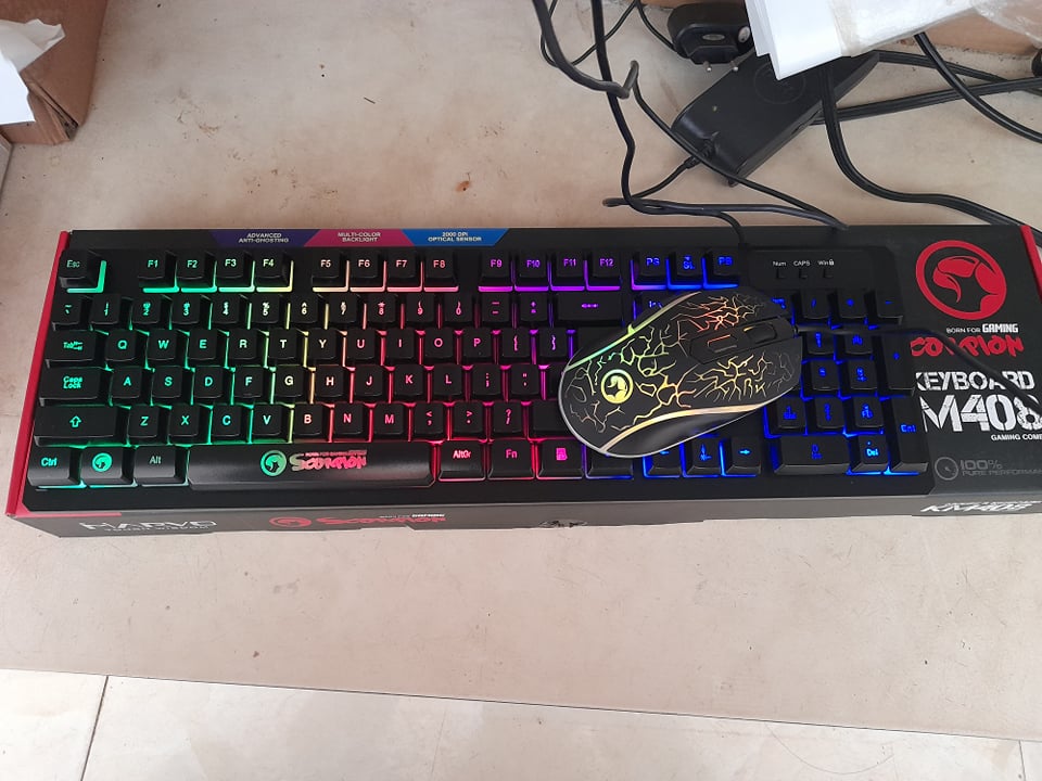 Bàn phím và chuột game Marvo KM408 led