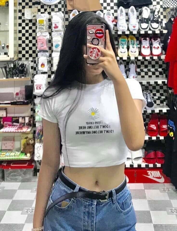 [HCM]Áo croptop thêu hoa cúc