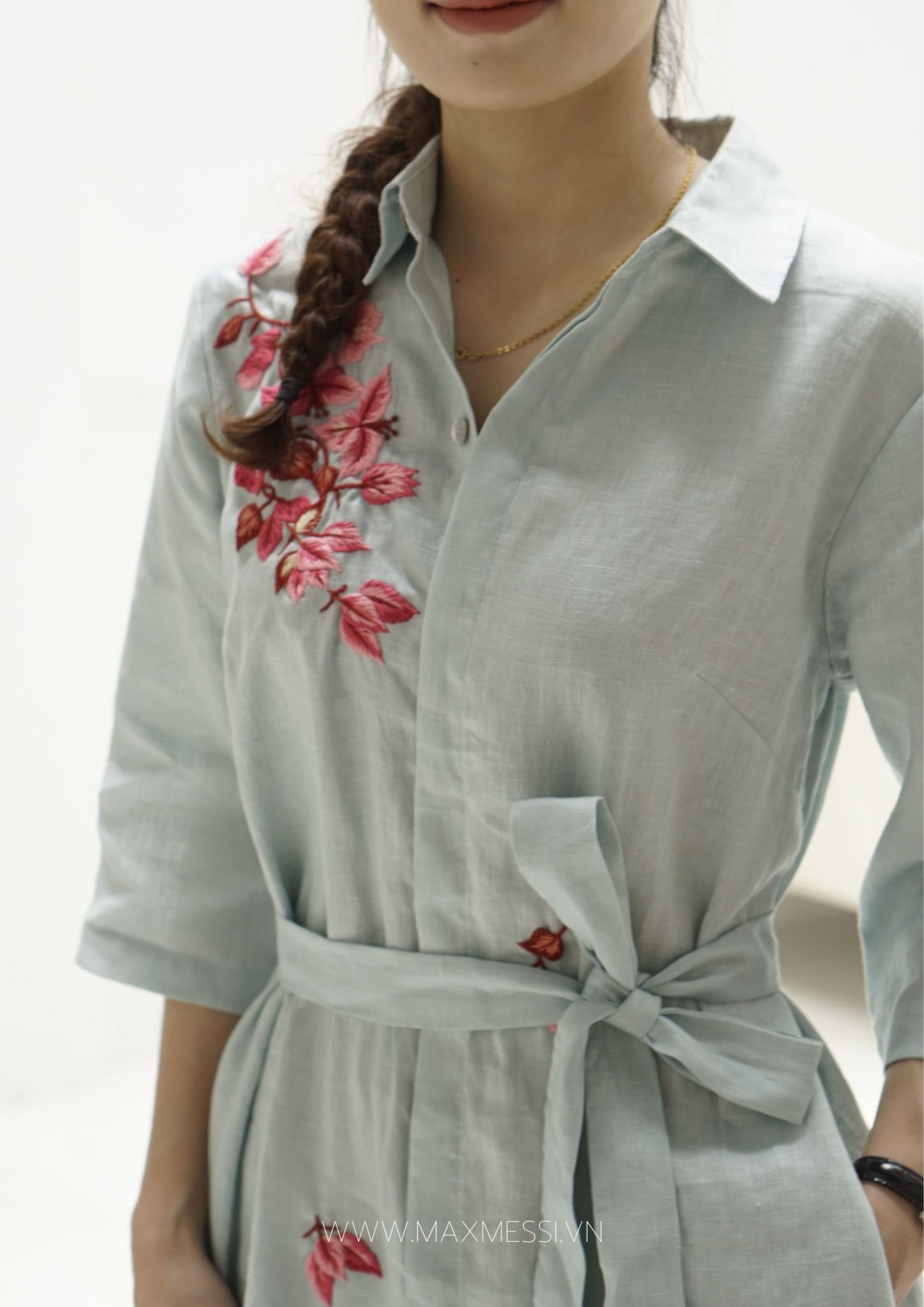 Đầm linen thêu tay ANGELA - MaxMessi