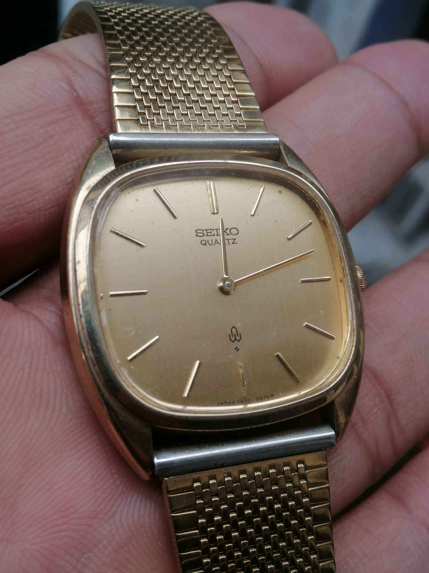 Đồng hồ nam hiệu SEIKO của Nhật