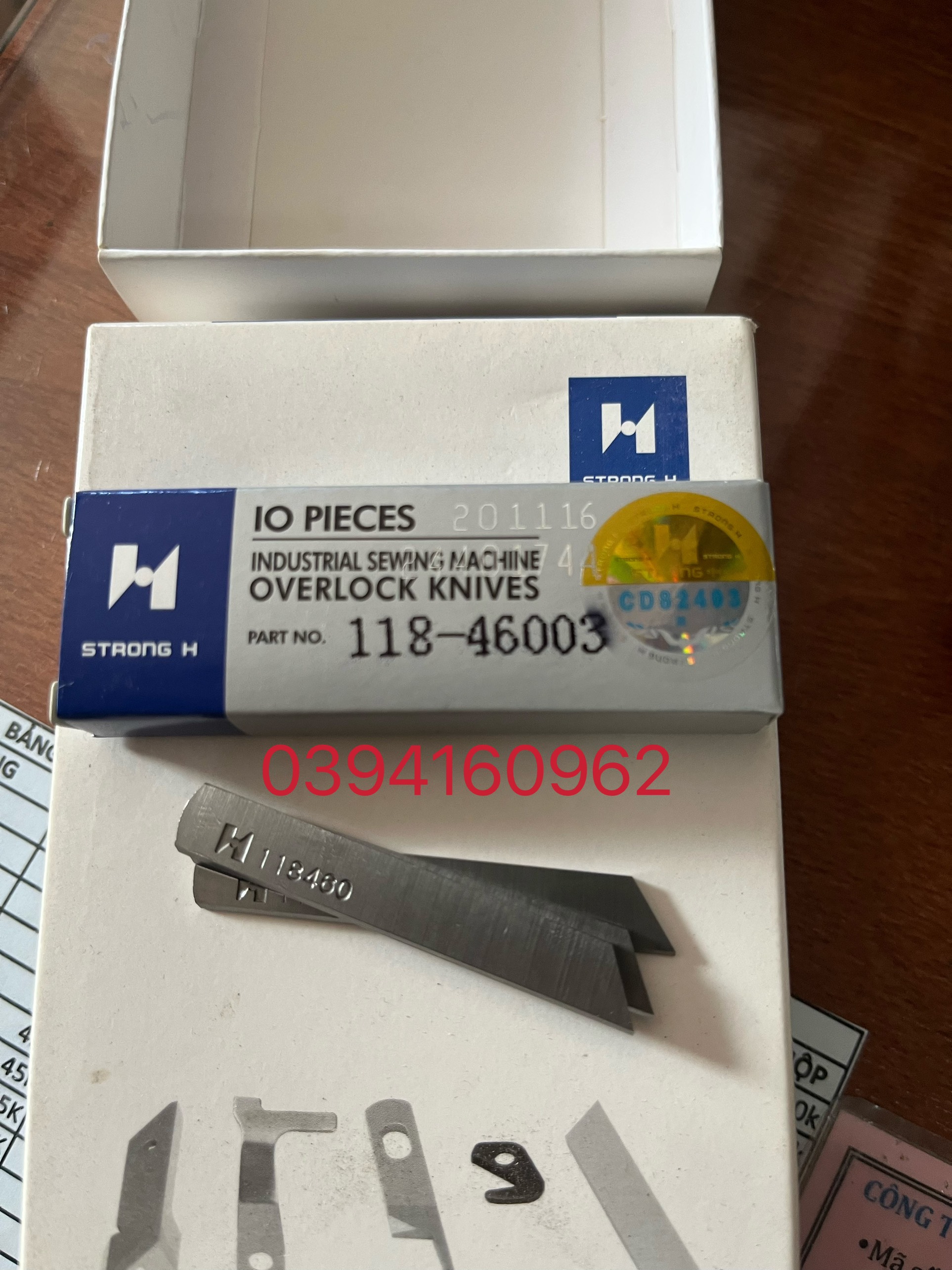 Dao dưới máy vắt sổ mã số 118460